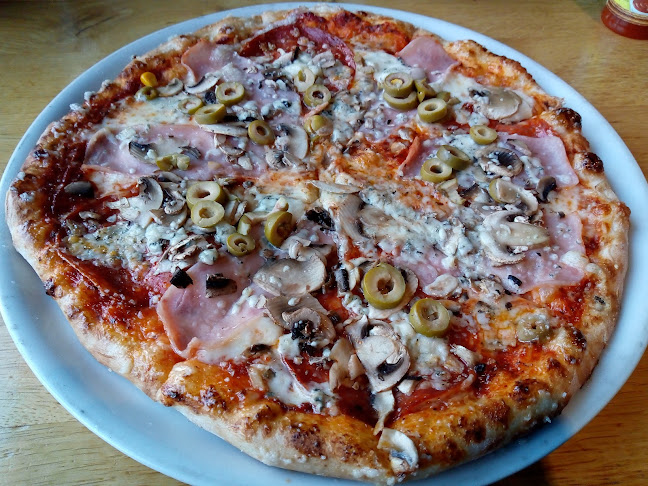 Chilli Pizza Pub - Banská Bystrica