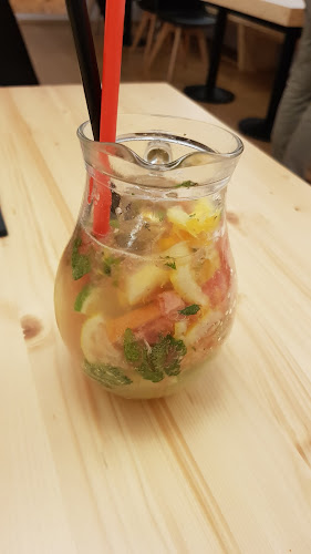 Koshi café and restaurant - Gastronómia a pohostinstvo