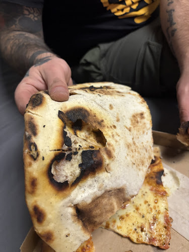 Opinii despre Pizza La Familia în Bratislava - Gastronómia a pohostinstvo