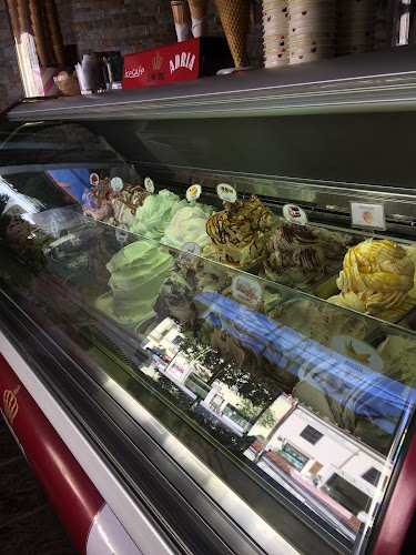 Opinii despre Adria Ice Caffe în Trnava - Gastronómia a pohostinstvo