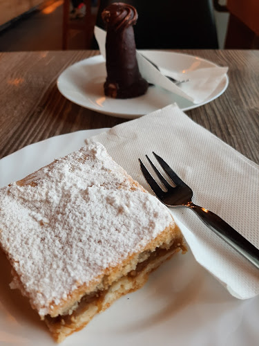 Odborárske námestie 2, 811 07 Bratislava