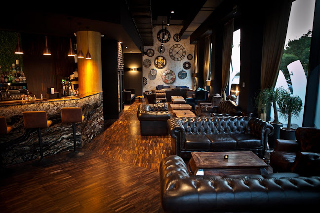 Comentarii opinii despre Mow Bar