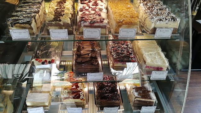 Opinii despre Park Cafe în Nová Baňa - Gastronómia a pohostinstvo