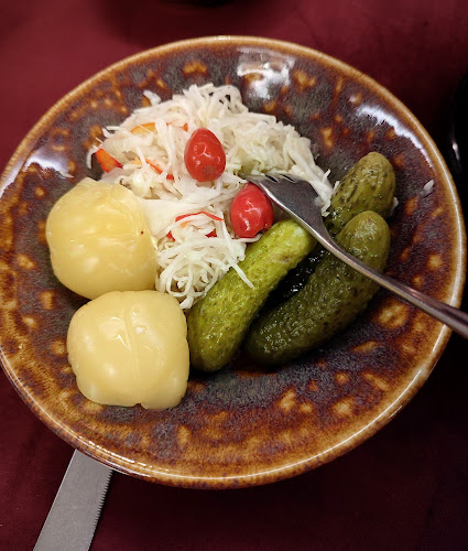 Opinii despre Husacina Gurmánsky Grob în Slovenský Grob - Gastronómia a pohostinstvo