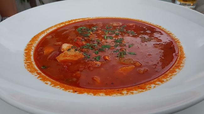 Námestie Alexandra Dubčeka 1, 811 01 Staré Mesto