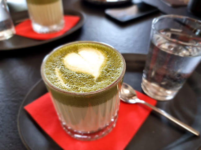 Opinii despre Lodenica Caffe în Karlova Ves - Gastronómia a pohostinstvo