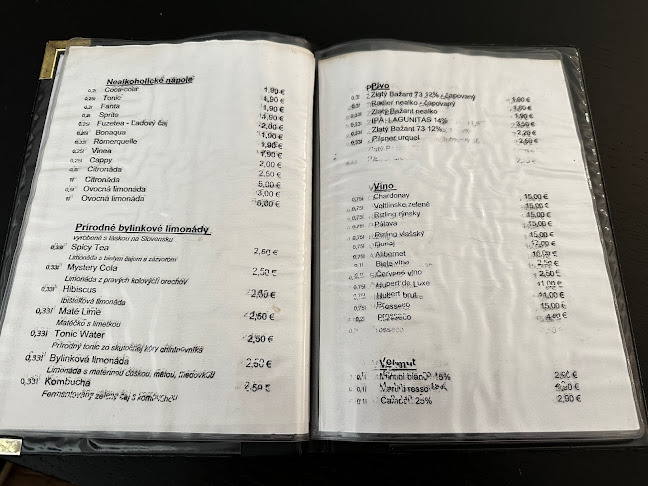 Opinii despre Sankt Vitus Kaffee în Rusovce - Gastronómia a pohostinstvo