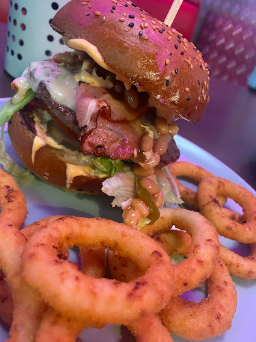 Opinii despre Riders Burgers & Grill în Kalná - Gastronómia a pohostinstvo