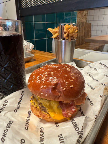 QUINSBORO - Bratislava