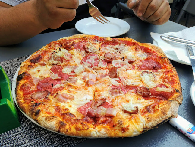 Pod Gaštanom - Peter Smandra