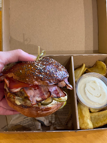 Comentarii opinii despre Davaj Het - Bystrický lokál