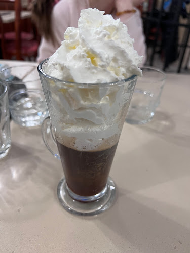 Opinii despre Cafe Mayer în Staré Mesto - Gastronómia a pohostinstvo