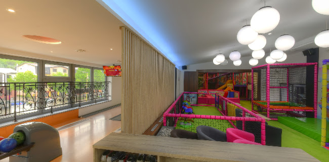 Topľa - kaviareň , bowling a detské interiérové ihrisko