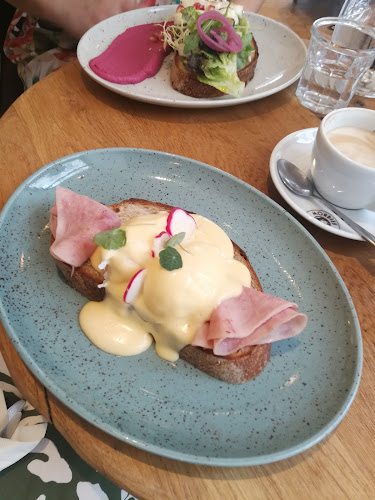 MONDIEU FRANCHISÉ No. 1 - Gastronómia a pohostinstvo