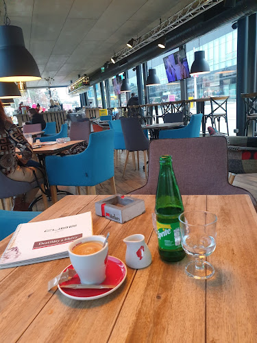 CUBE CAFÉ - Gastronómia a pohostinstvo