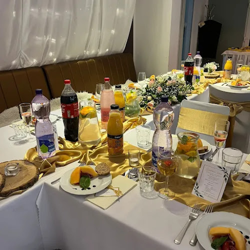 Gurmánsky dvor u Oravca