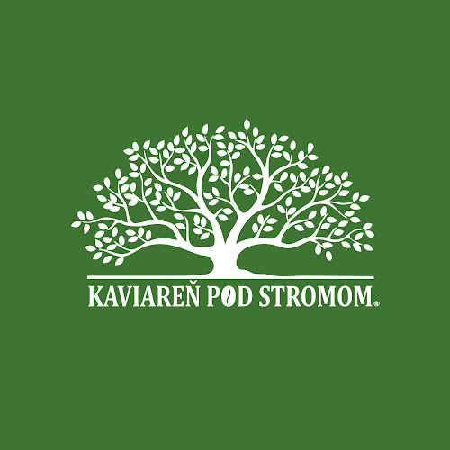 Kaviareň pod stromom