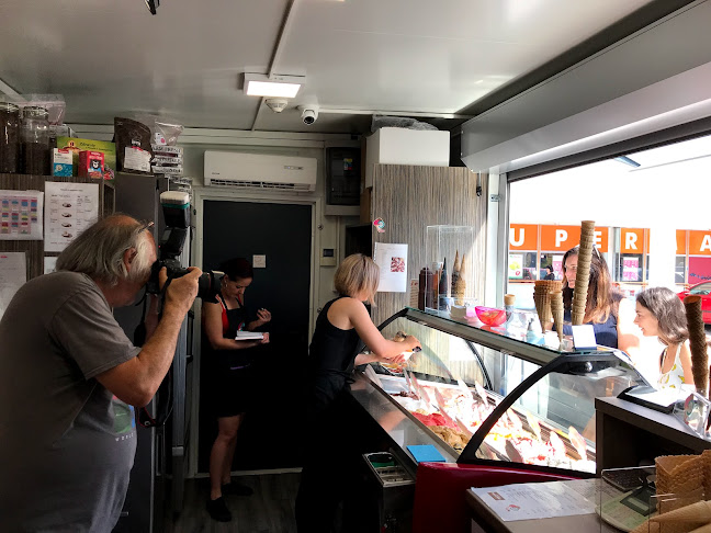 Ovsištské námestie 1, 851 04 Petržalka