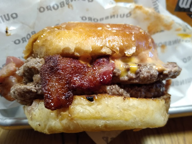 QUINSBORO - Gastronómia a pohostinstvo