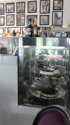 Kaviareň Gavalier Banská Bystrica - Gastronómia a pohostinstvo