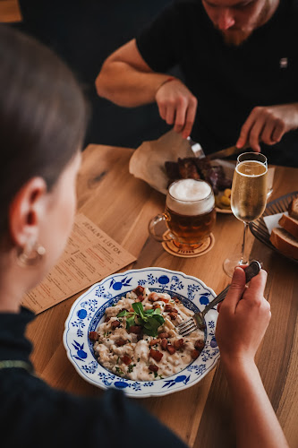 Opinii despre Mestský hostinec în Trenčín - Gastronómia a pohostinstvo