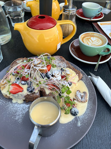 Comentarii opinii despre Moment