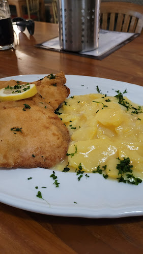 Opinii despre Beer Palace Restaurant & Pub în Bratislava - Gastronómia a pohostinstvo