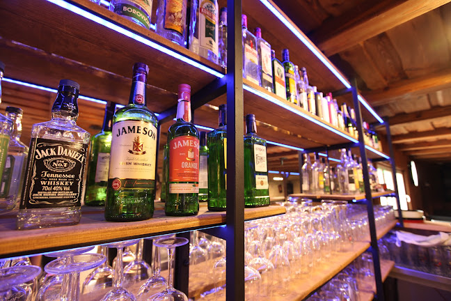 Včelín Music Bar - Gastronómia a pohostinstvo