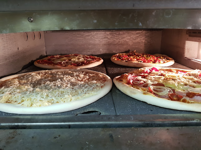 Opinii despre Pizza u babičky în Levice - Gastronómia a pohostinstvo