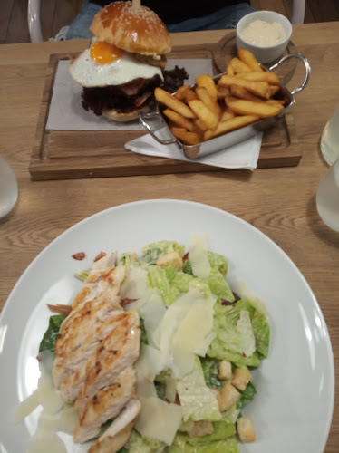 JaboJrout - Žabožrút - Gastronómia a pohostinstvo