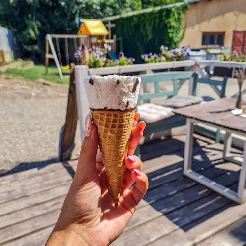 Partizánska 35, 945 03 Kolárovo