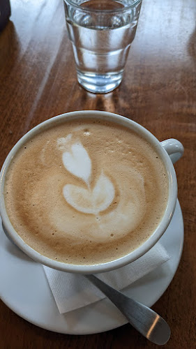 Comentarii opinii despre BAKERY & CAFFÉ ALLAKAJ