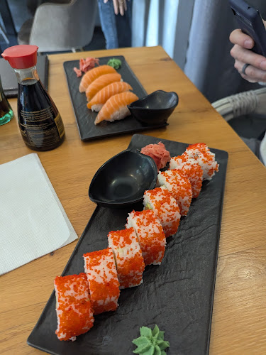 Comentarii opinii despre White Rabbit Noodle Bar & Sushi