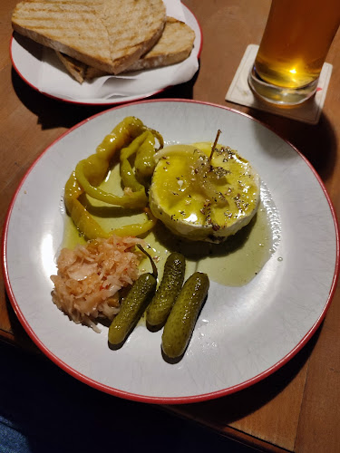 The Peach Ruin Bar - Gastronómia a pohostinstvo