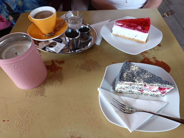 Opinii despre Coffee Factory - Kaviareň No. 1 în Banská Bystrica - Gastronómia a pohostinstvo