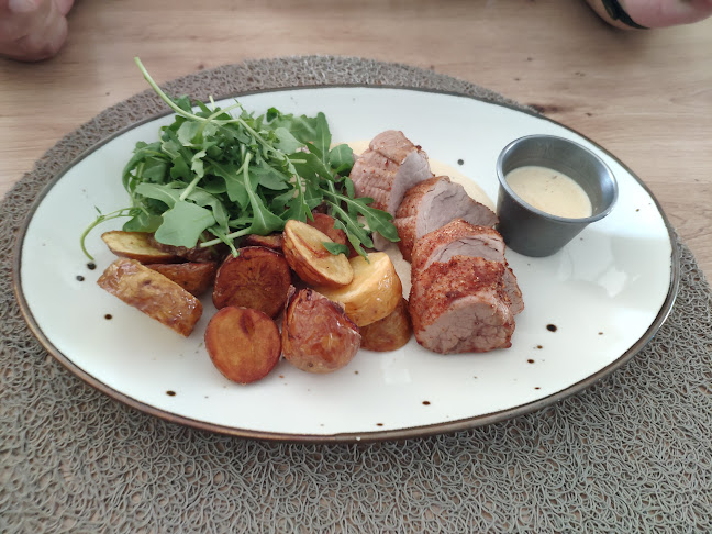 Comentarii opinii despre O päť minút u Evelyn