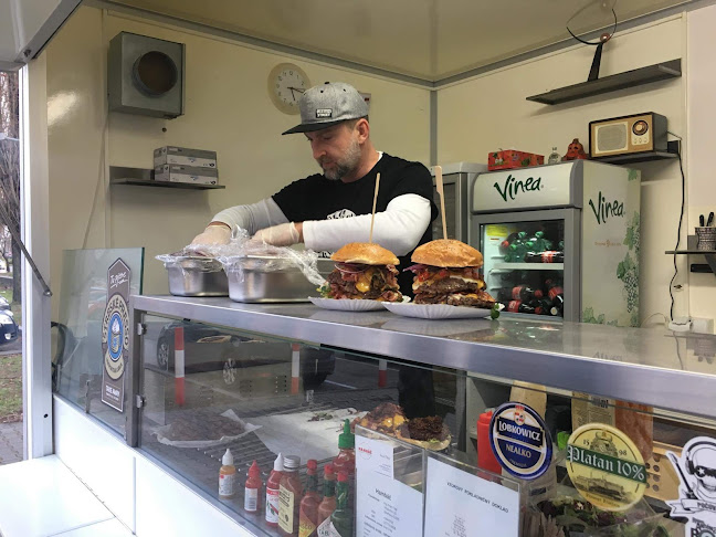 Opinii despre Hambáč în Bratislava - Gastronómia a pohostinstvo