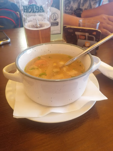 Opinii despre Black M Sa presťahovala na Kutnohorsku 1 în Banská Štiavnica - Gastronómia a pohostinstvo