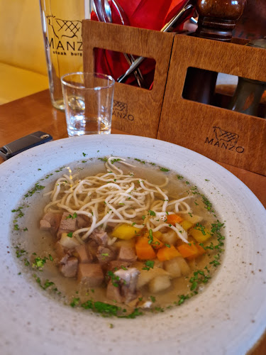 Opinii despre Manzo Steak & Burger în Žilina - Gastronómia a pohostinstvo