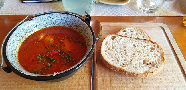 Opinii despre Jarovský dvor în Jarovce - Gastronómia a pohostinstvo