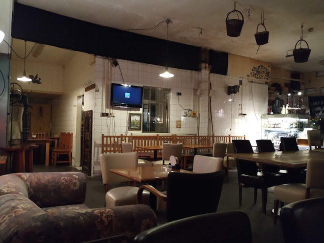 Opinii despre The Peach Ruin Bar în Bratislava - Gastronómia a pohostinstvo