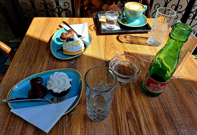 Comentarii opinii despre Cukrkandel Patisserie