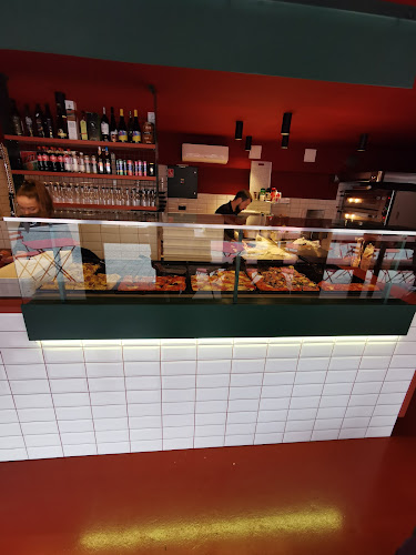 Opinii despre Stará Tržnica Banská Bystrica în Banská Bystrica - Gastronómia a pohostinstvo