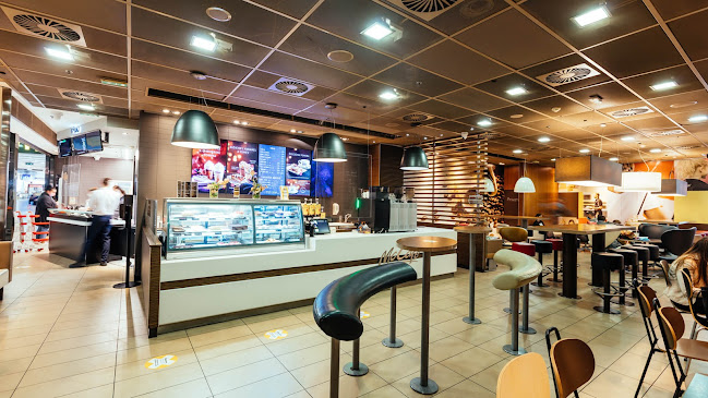 McDonald's OC Mlyny Nitra - Gastronómia a pohostinstvo