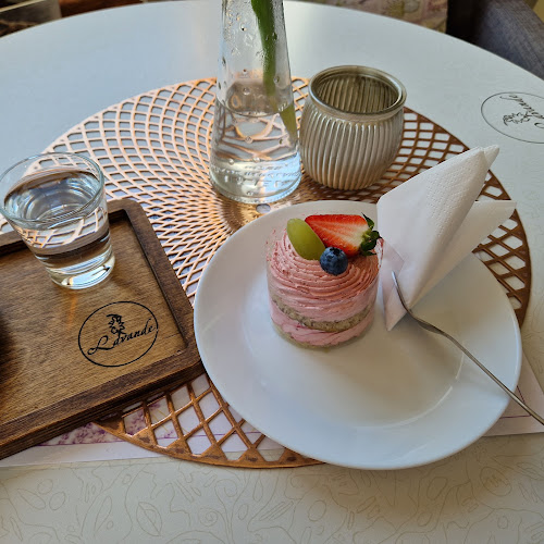 Opinii despre Lavande kaviareň a cukráreň în Kysucké Nové Mesto - Gastronómia a pohostinstvo