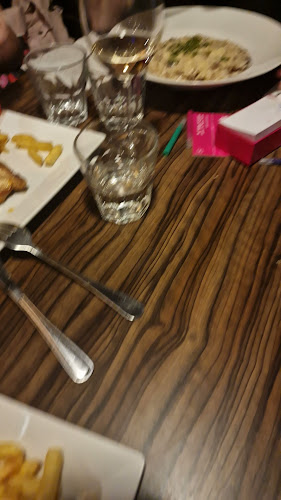 Opinii despre LINOS bistro în Bratislava - Gastronómia a pohostinstvo