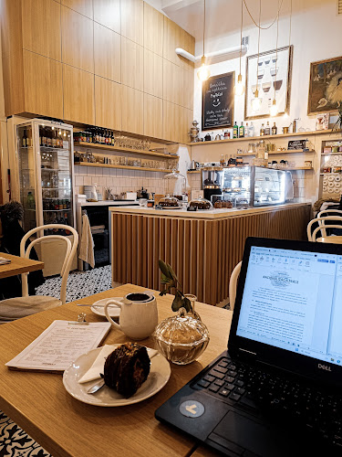 Bábovka café & bakery