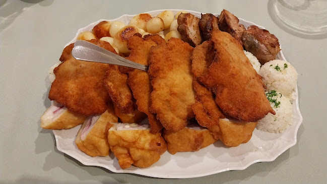 Opinii despre Reštaurácia a penzión Vén Diófa în Vozokany - Gastronómia a pohostinstvo