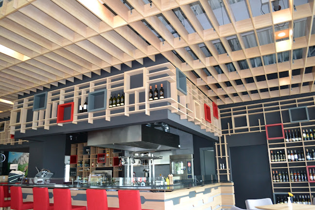 Limone Bistro & Wine