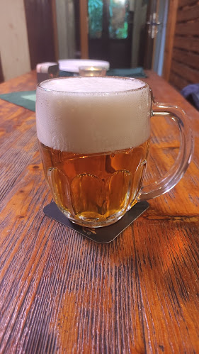 Poľovnícka vináreň "Polovka" - Gastronómia a pohostinstvo